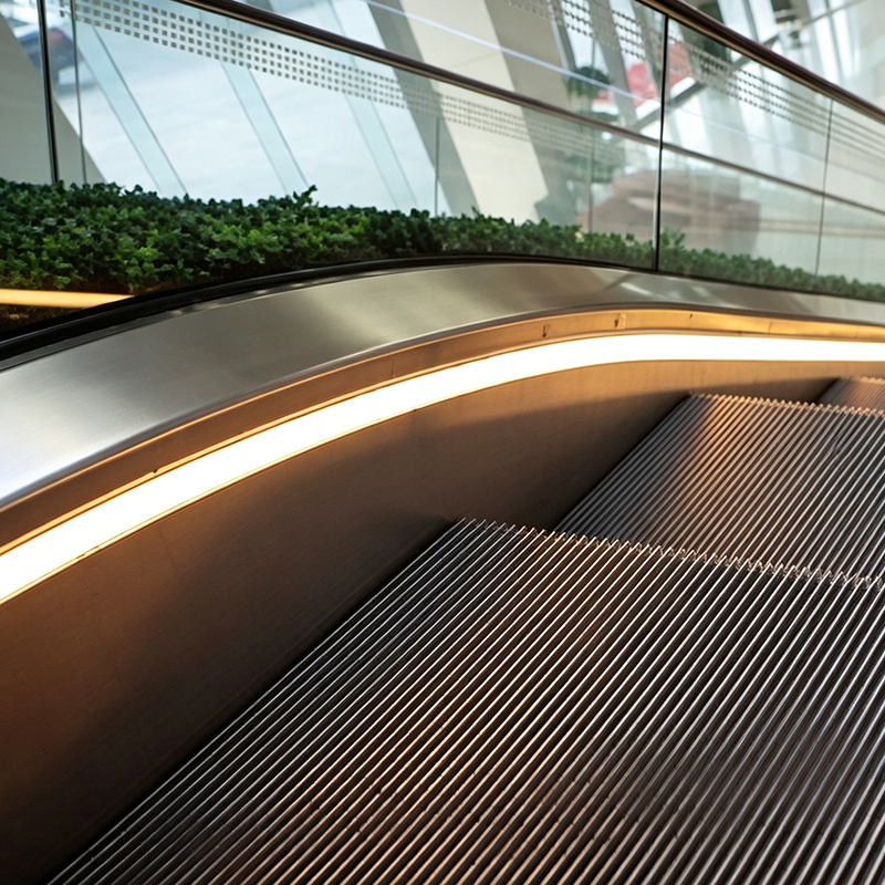 XXX° Commercial Escalator Shopping Malls & Hotels